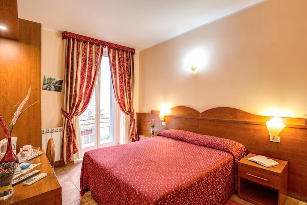 ローマ ミリーハウス Bed & Breakfast エクステリア 写真