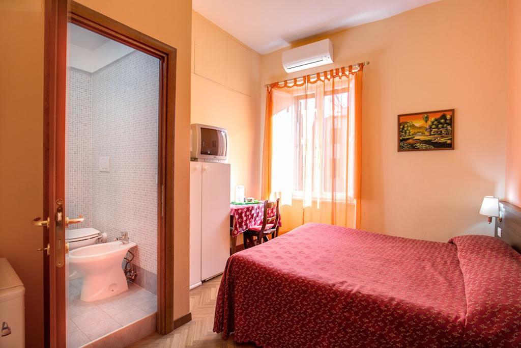 ローマ ミリーハウス Bed & Breakfast 部屋 写真